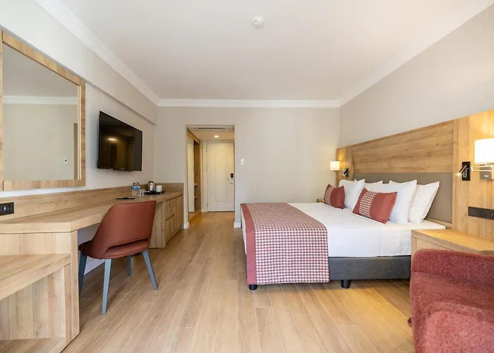 Proxima Hotell 4*
