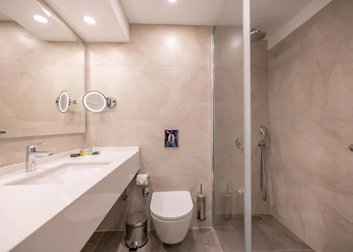 Hotell Proxima 4*